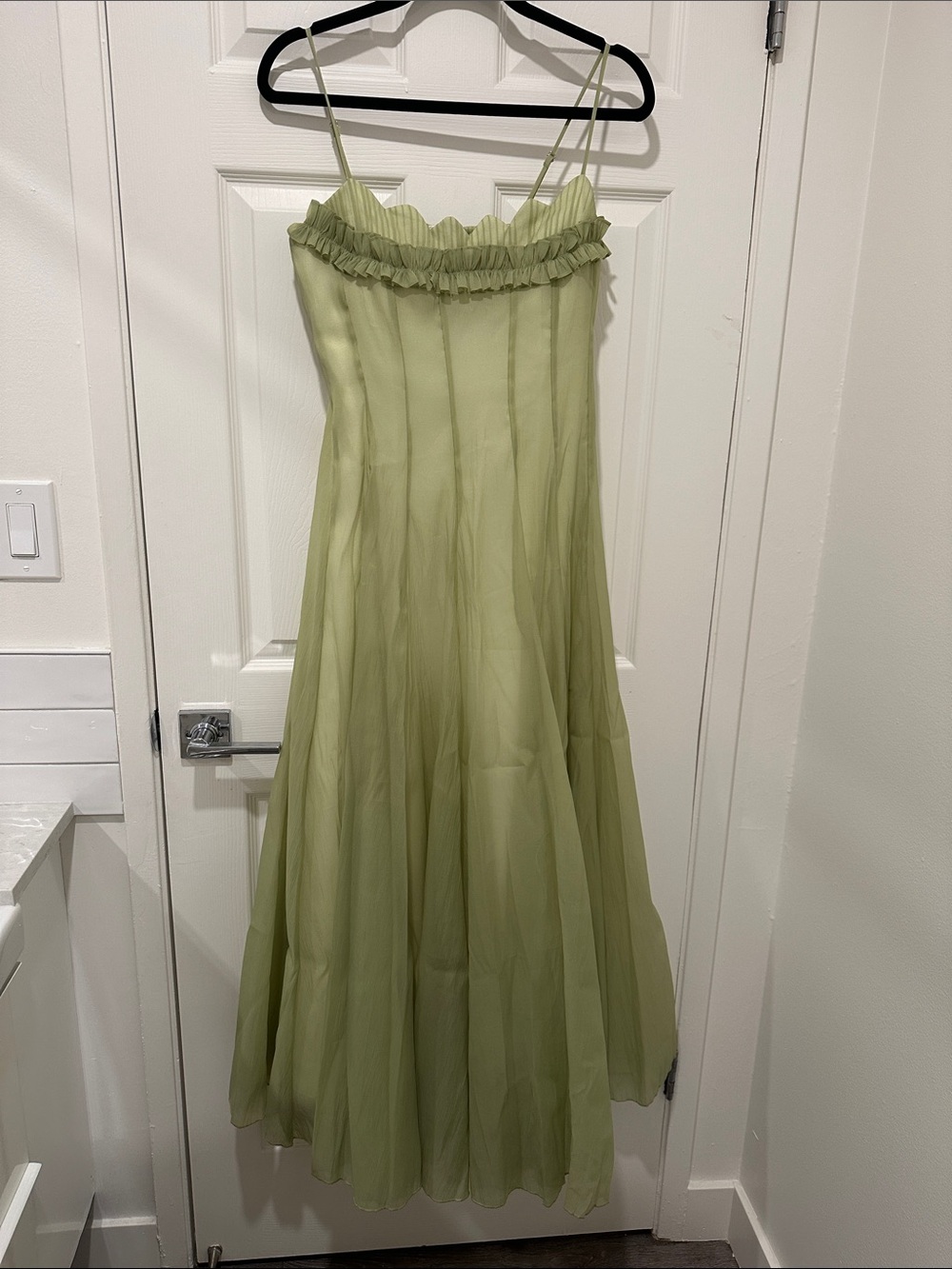 Light Green Chiffon Ruffle-Trim Formal Dress